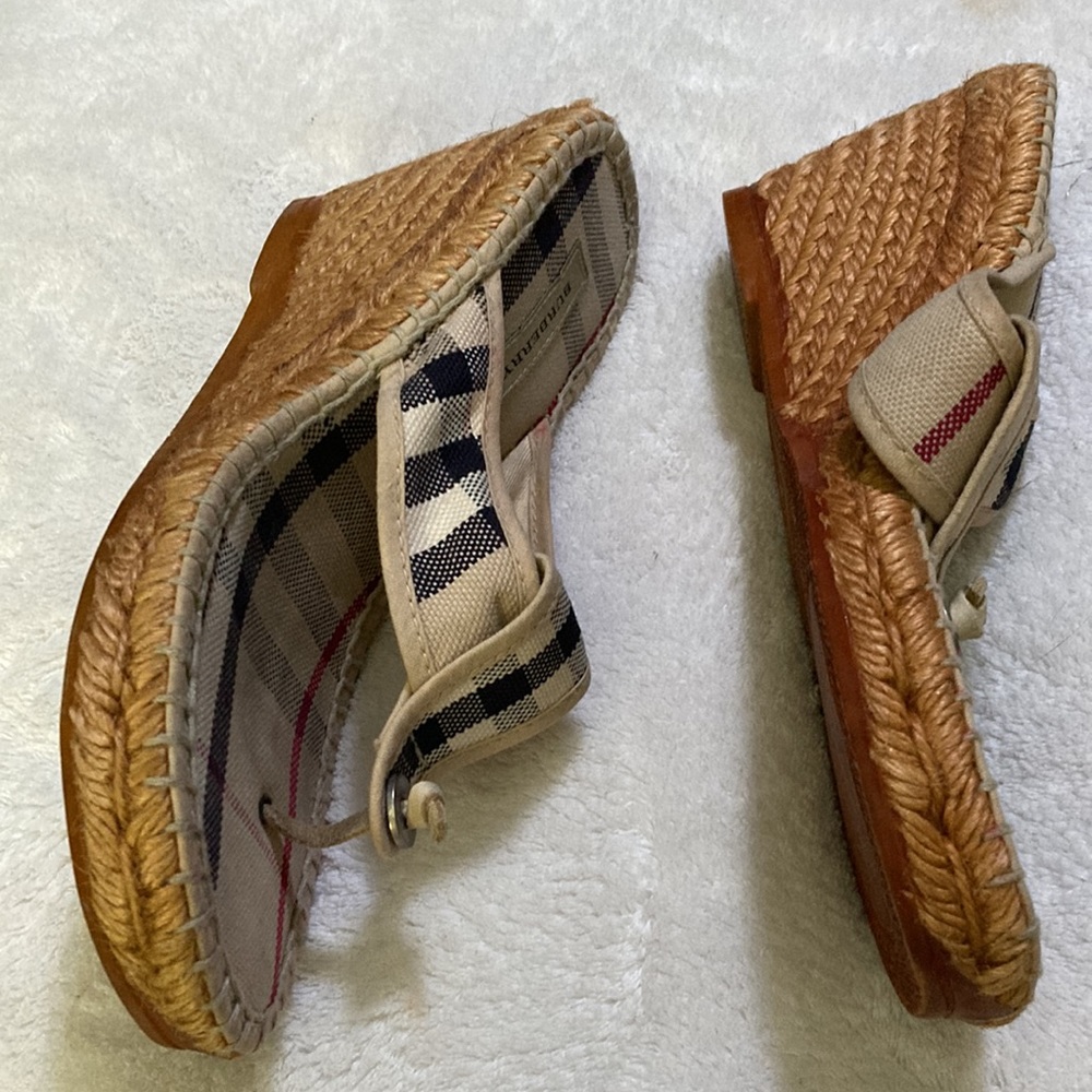 Burberry wedge Sandals - Picture 4 of 16